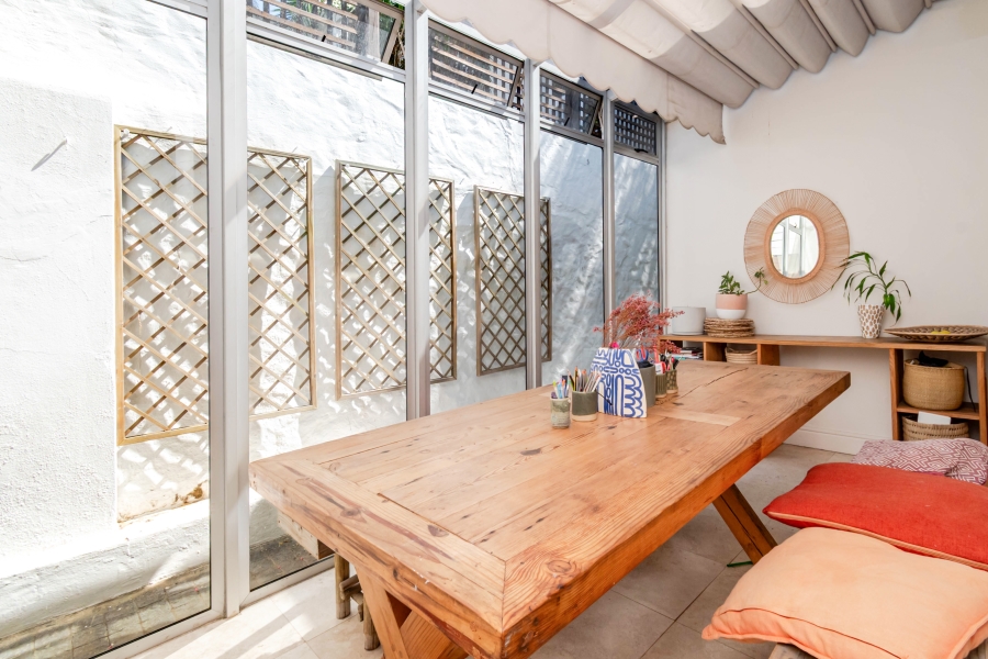 2 Bedroom Property for Sale in Tamboerskloof Western Cape